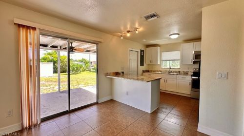 5304 6 St, Lehigh Acres FL exterior