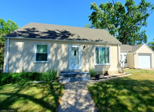 4430 Yates Ave, Minneapolis, MN 55422-1054