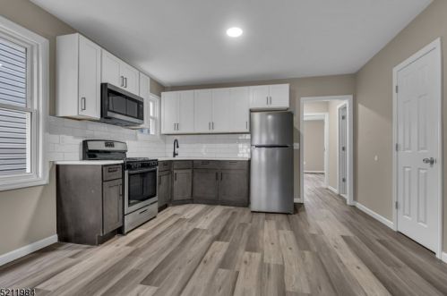 204 Myrtle Ave, Irvington NJ  07111-3305 exterior