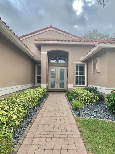 6580 Maggiore Dr, Boynton Beach, FL 33472-2554