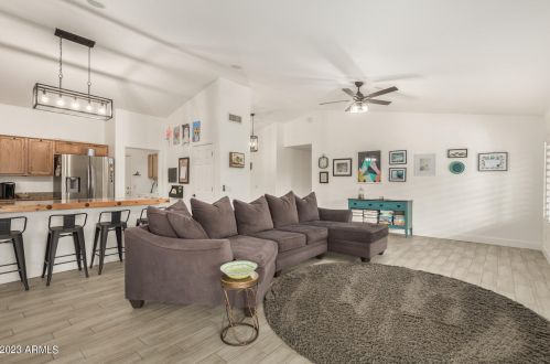 6109 Villa Theresa Dr, Glendale AZ  85308-8094 exterior