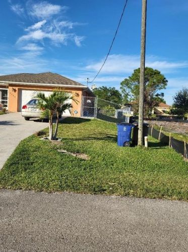 3204 41 St, Lehigh Acres FL  33976-4608 exterior