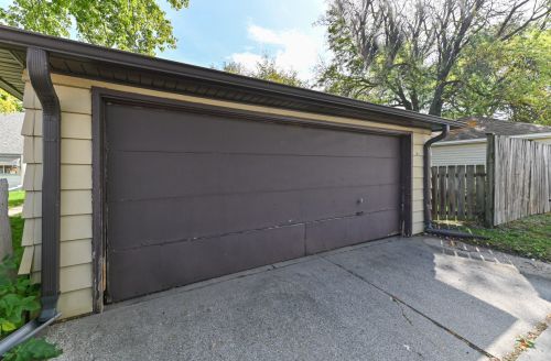 2841 81, Milwaukee WI 53222-4807 exterior