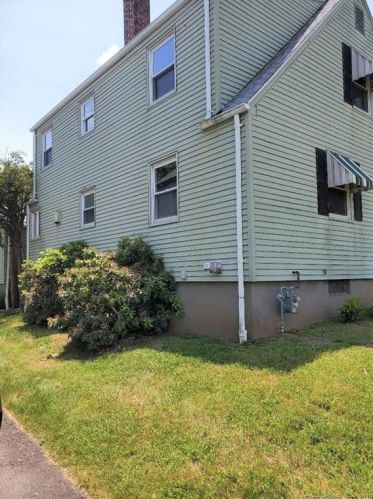 93 Austin St, New Britain CT  06051-2826 exterior