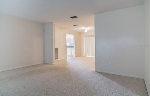 4626 Grovecrest Dr, Lakeland FL  33813-2440 exterior