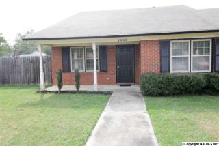 1948 Brownstone Ct, Decatur, AL 35603-2021
