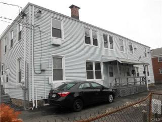 143 Jackson Ave, Bridgeport CT  06606-5585 exterior