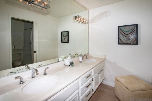 18076 Avenida Alozdra, San Diego CA 92128-1570 exterior