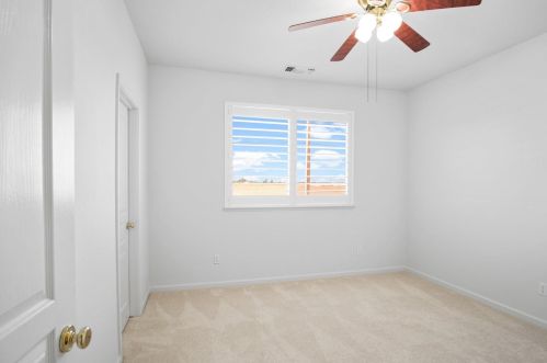 2709 Mira Vista Dr, Modesto CA  95356-8798 exterior