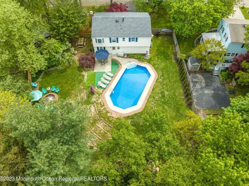 2 Teal Pl, Berkeley Township NJ  08721-1620 exterior