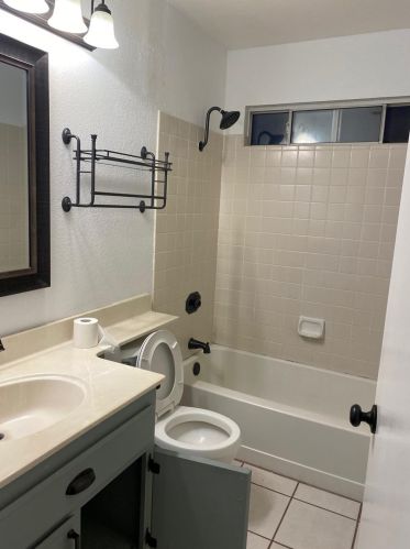 7111 Kilconnell Dr, Elk Grove CA  95758-4410 exterior