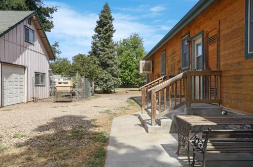 5057 Harney Ln, Lodi CA  95240-6922 exterior