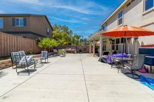 19515 Palomar St, Lake Elsinore CA  92530-6393 exterior