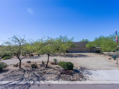 24705 Red Robin Dr, Wittmann, AZ 85361-8547