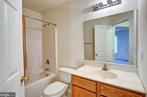 73 William Chandler St, Dover DE 19901-5298 exterior