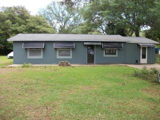 1593 Hickory St, Niceville FL  32578-8736 exterior
