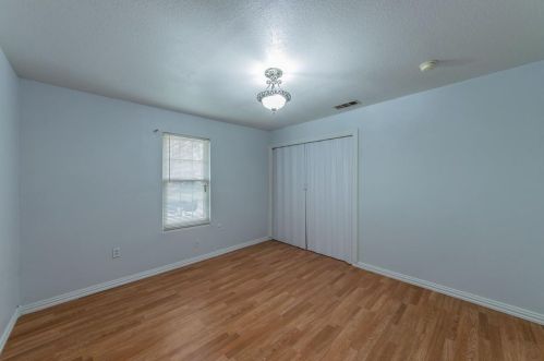 2569 High Crst Ave, Fort Worth TX 76111-1800 exterior