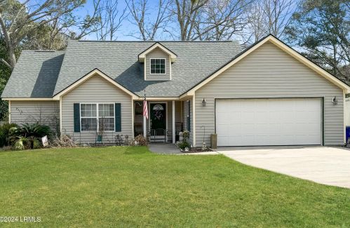 8 Marquis Way, Beaufort, SC 29907-1351