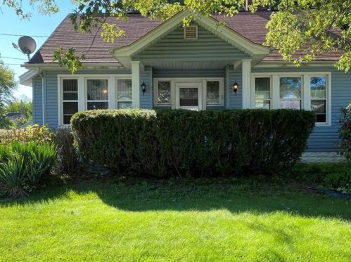 505 Buhl Farm Dr, Hermitage, PA 16148-2566