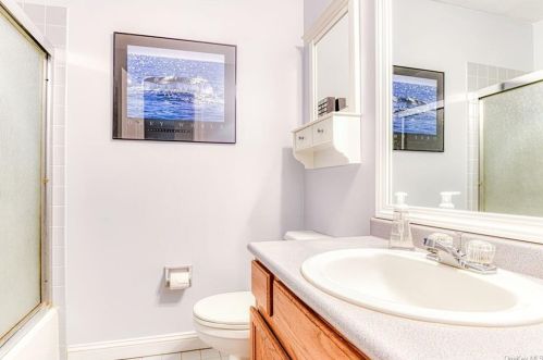 70 Iron Mountain Rd, Warwick NY  10990-3307 exterior