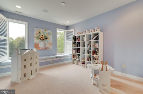 710 Daventry Way, Prospectville PA 19002-2305 exterior