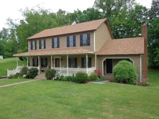 722 Woodland Dr, Elizabethton, TN 37643-5000