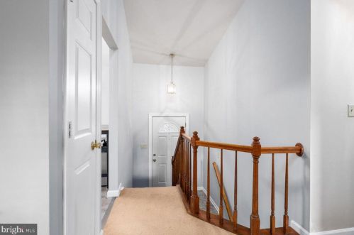 10917 Crestwood Dr, Spotsylvania VA 22553-1606 exterior