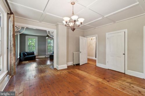 127 Bellevue Ave, Langhorne PA 19047-5264 exterior