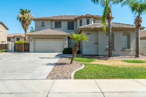 4070 Shannon St, Gilbert, AZ 85295-7737