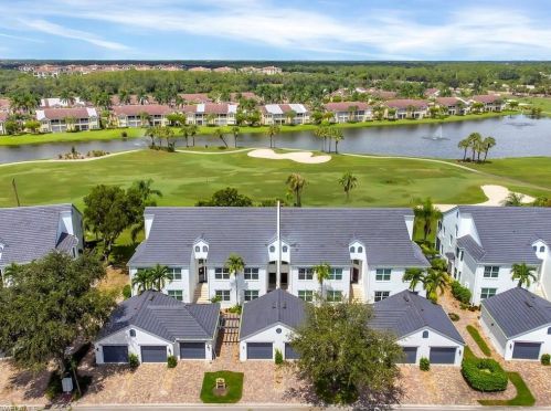 5940 Sand Wedge Ln, Naples, FL 34110-3300