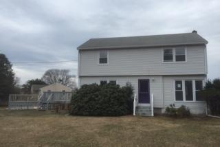 589 Oak Bluff Ave, Stratford, CT 06615-7720