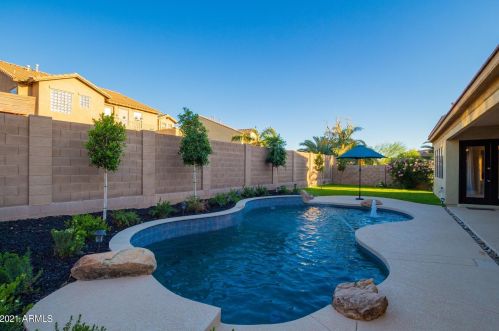 35407 27th Dr, Phoenix AZ  85086-5511 exterior