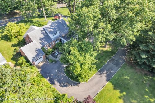 166 Waterworks Rd, East Freehold, NJ 07728-1333