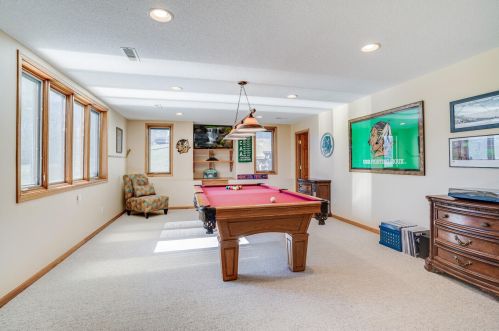 5230 Creekside Pl, La Crosse WI  54601-2296 exterior