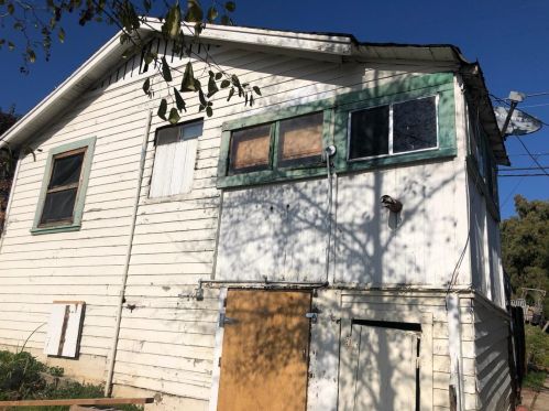 331 Hill St, Hollister, CA 95023-3728
