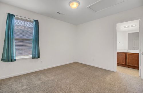 270 Chemistry Cir, Ladson SC  29456-5260 exterior
