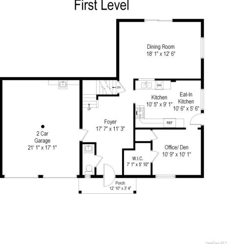 3879 Darby Ln, Seaford, NY 11783-3604