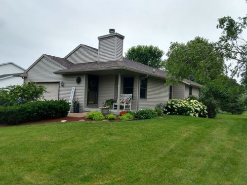311 Overlook Ter, Marshall, WI 53559-9122