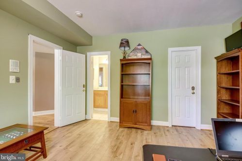 12664 Crabtree Falls Dr, Bristow VA  20136-2161 exterior