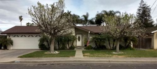 8308 Rexford Dr, Hilmar, CA 95324-8327