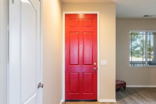 32600 San Clemente, Lake Elsinore CA  92530-0477 exterior