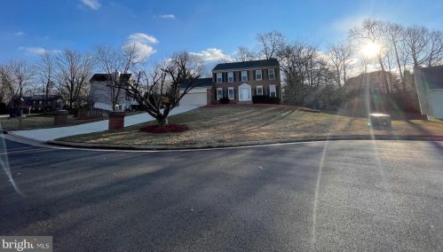 18863 Crossroads Ct, Triangle, VA 22172-2026