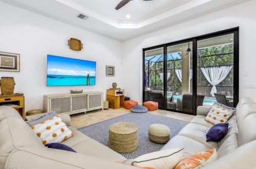 350 Gumbo Limbo Ln, Marco Island FL  34145-1865 exterior