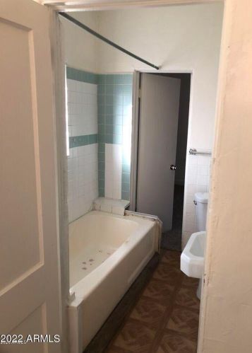 320 20 Ave, Phoenix AZ 85021-6963 exterior