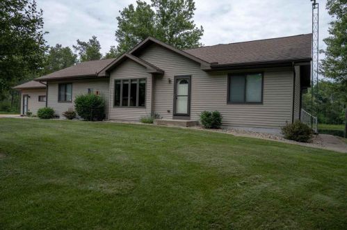 1537 10th Ave, Friendship, WI 53934-9757