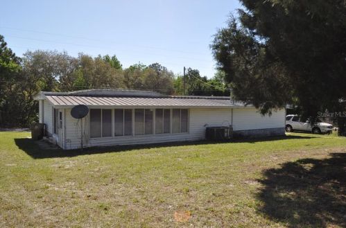 42201 Dogwood Ave, Deland, FL 32720-6269