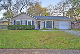 114 Iron Rd, Summerville, SC 29483-7726