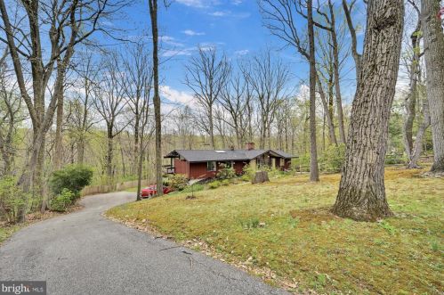 345 Highview Dr, Wayne, PA