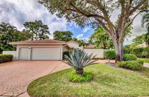 40 Northwoods Ln, Boynton Beach, FL 33436-7404