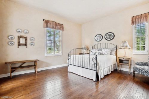 14203 Caminito Vistana, San Diego CA 92130-3724 exterior